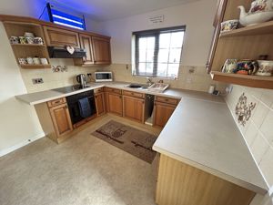 Photo 8- click for photo gallery